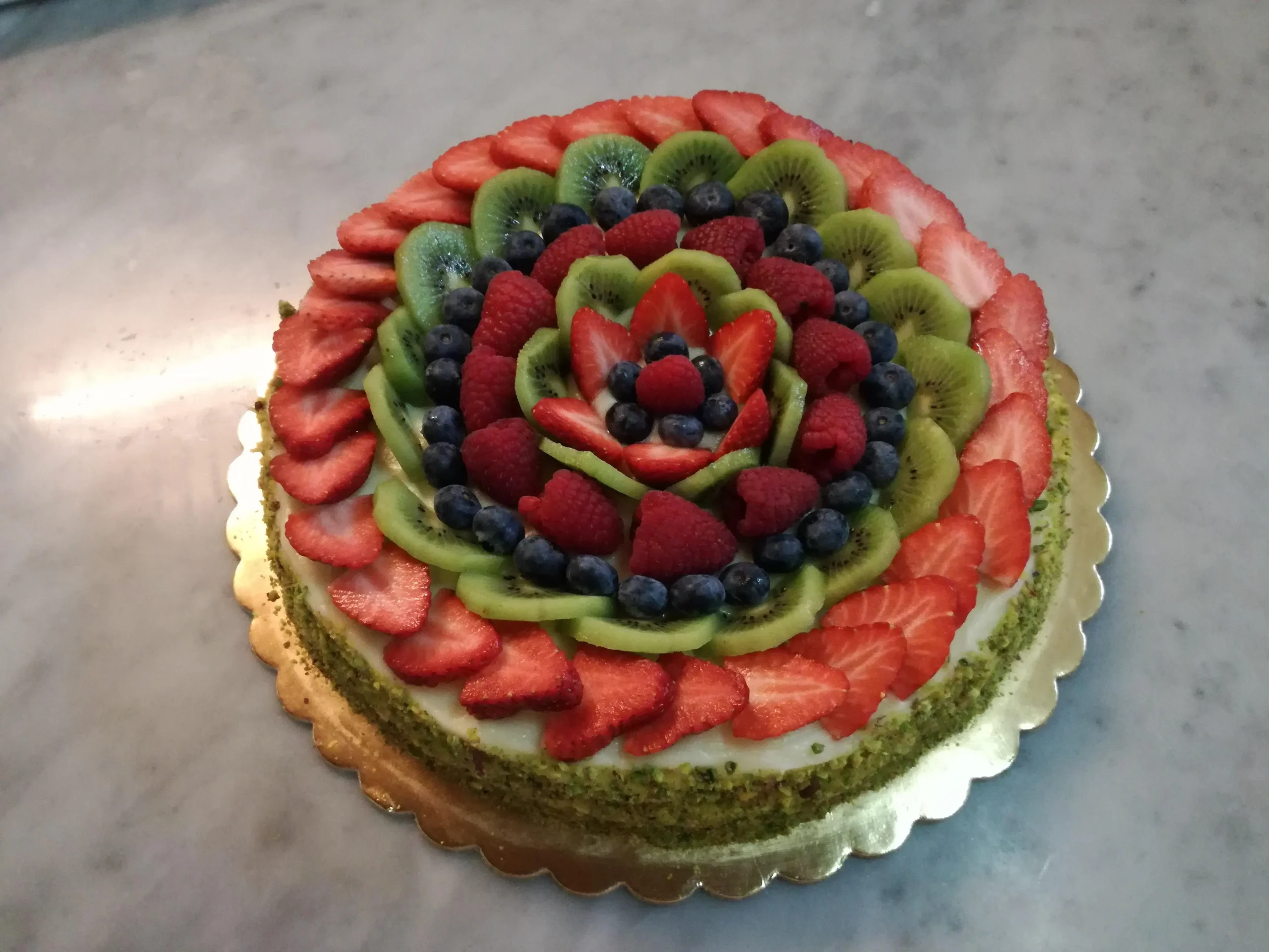 Berry Bloom cake