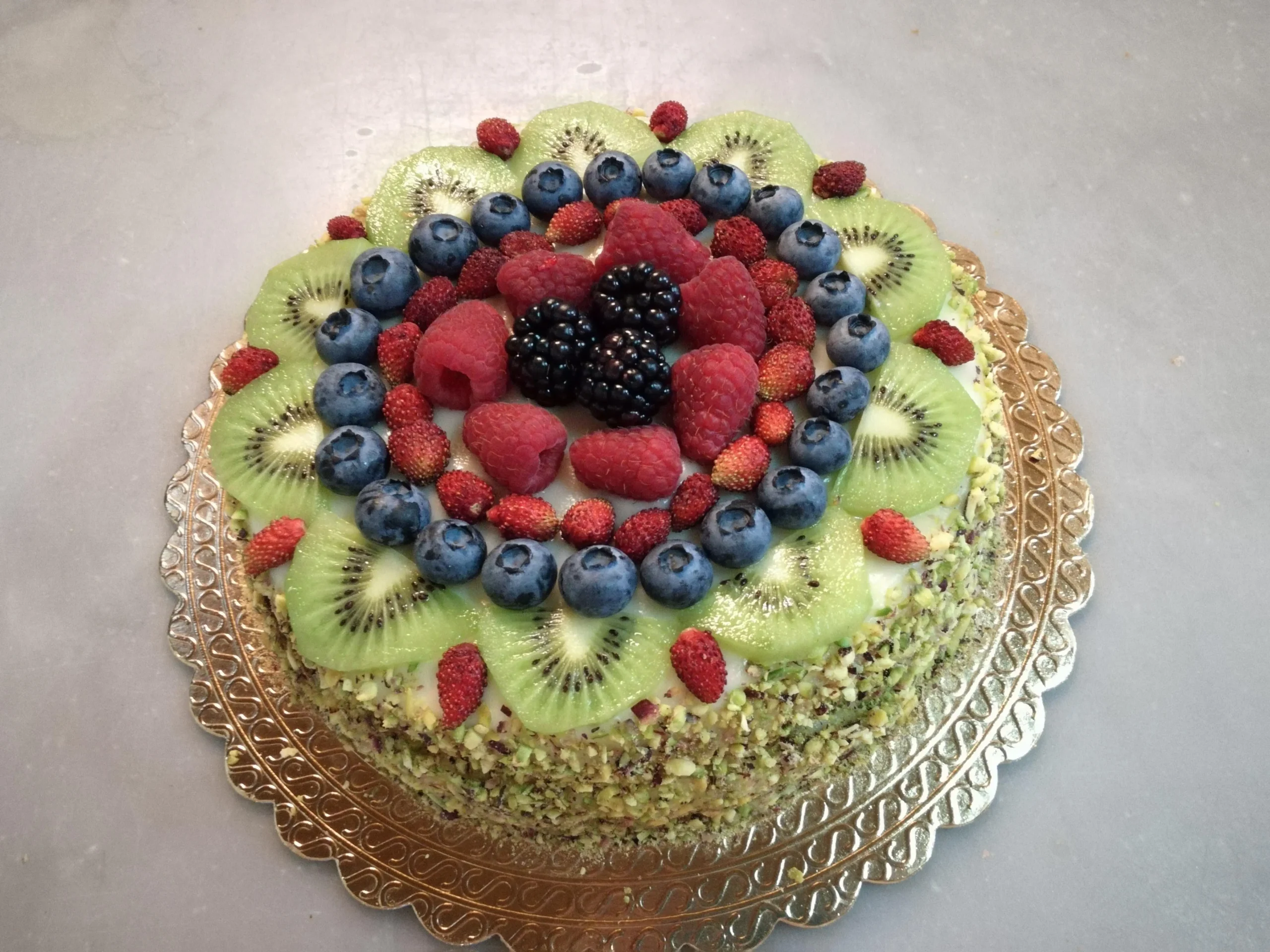 Fresh Fruit Delight cake