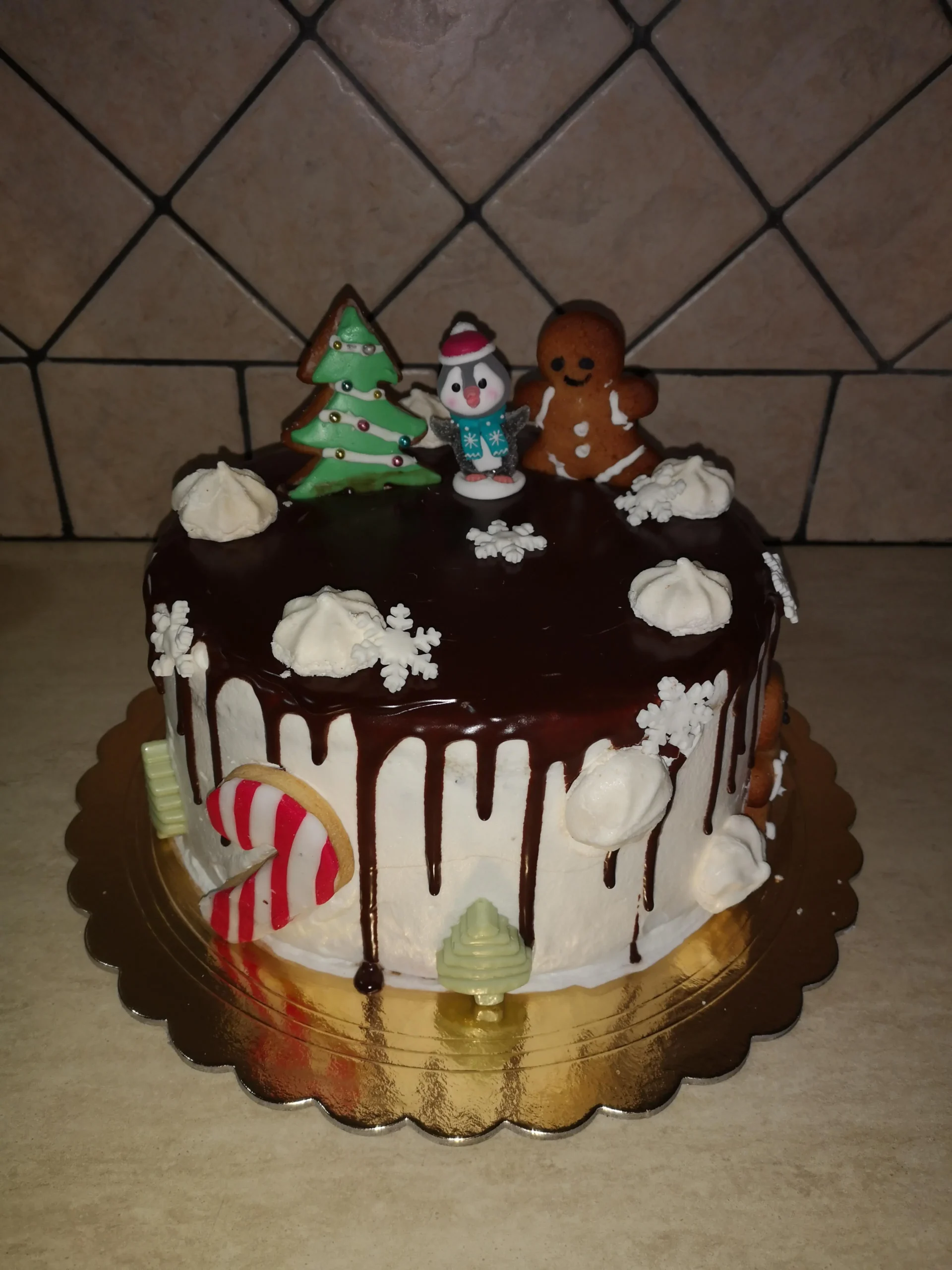 Winter Drip Cake